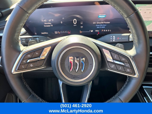 Used 2025 Buick Enclave Preferred FWD image 32