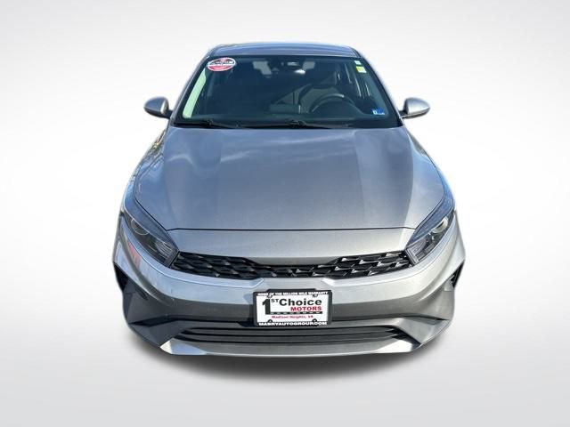 Used 2023 Kia Forte LXS image 9