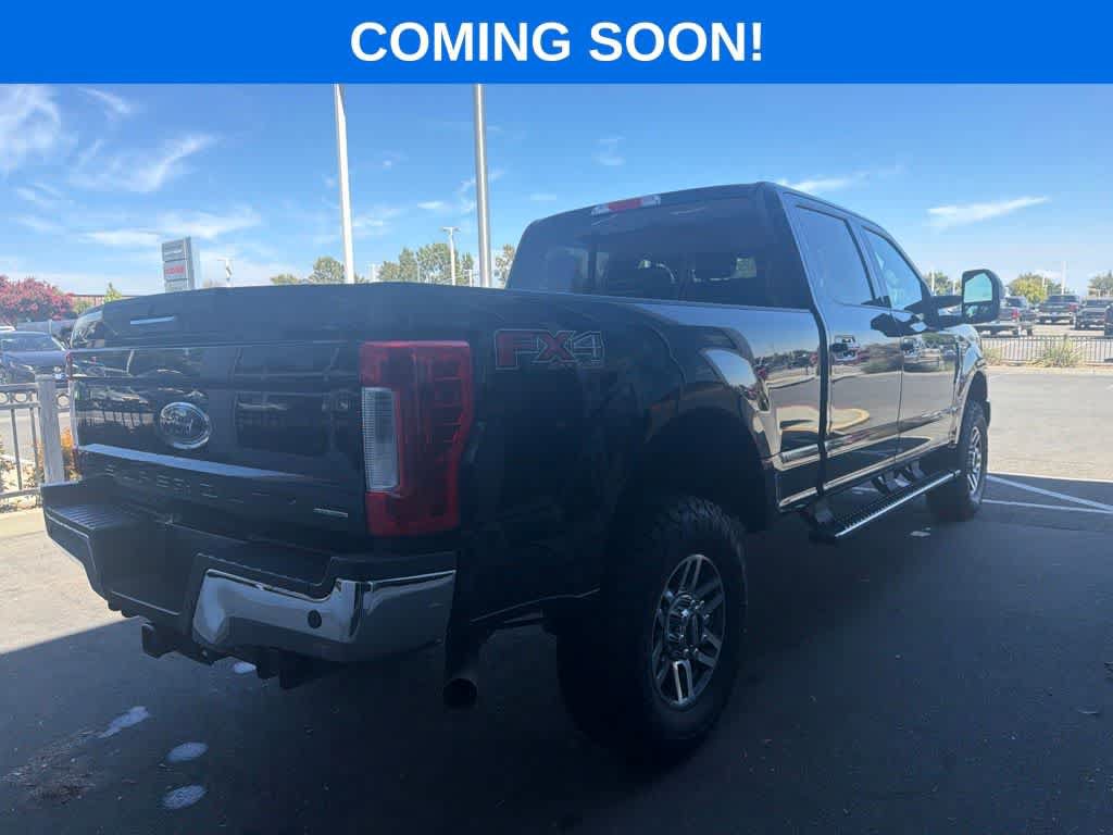 Used 2017 Ford F250 Lariat w/ Lariat Value Package AWD/4WD image 4