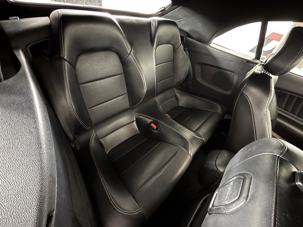 Used 2022 Ford Mustang Premium image 40