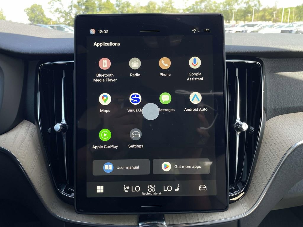 New 2026 Volvo XC60 B5 Plus w/ Protection Package Premier image 17