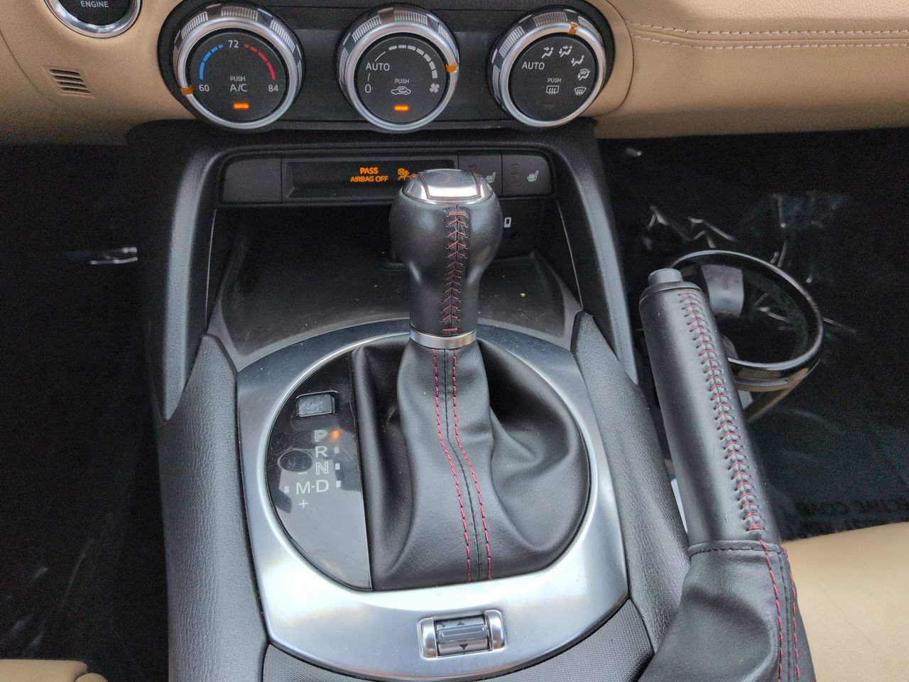 Used 2016 MAZDA MX-5 Miata Grand Touring RWD image 18