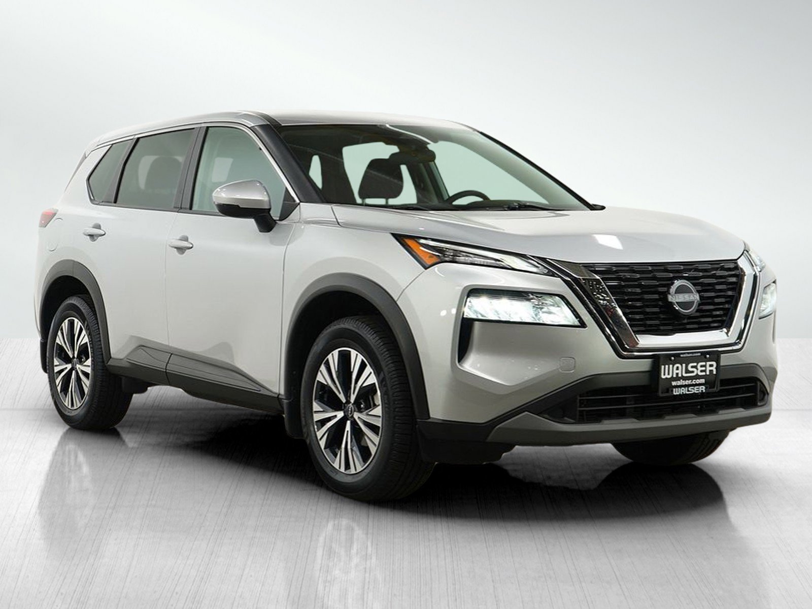 Used 2022 Nissan Rogue SV image 7