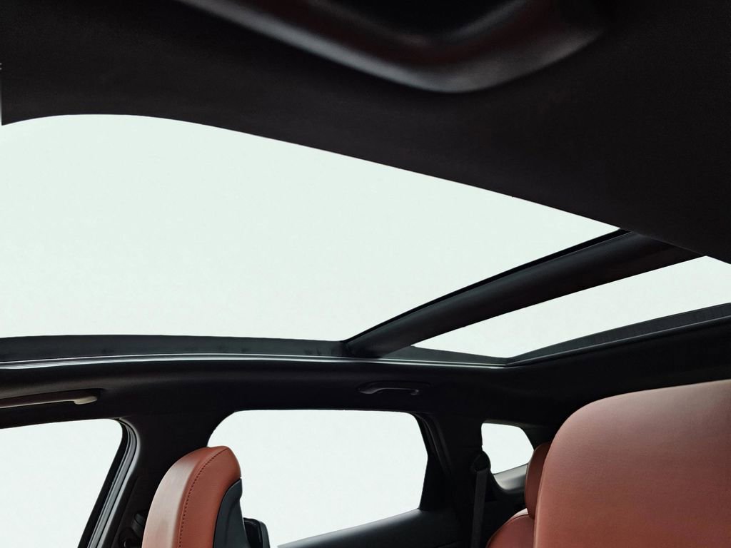 Used 2023 Kia Sportage SX image 19