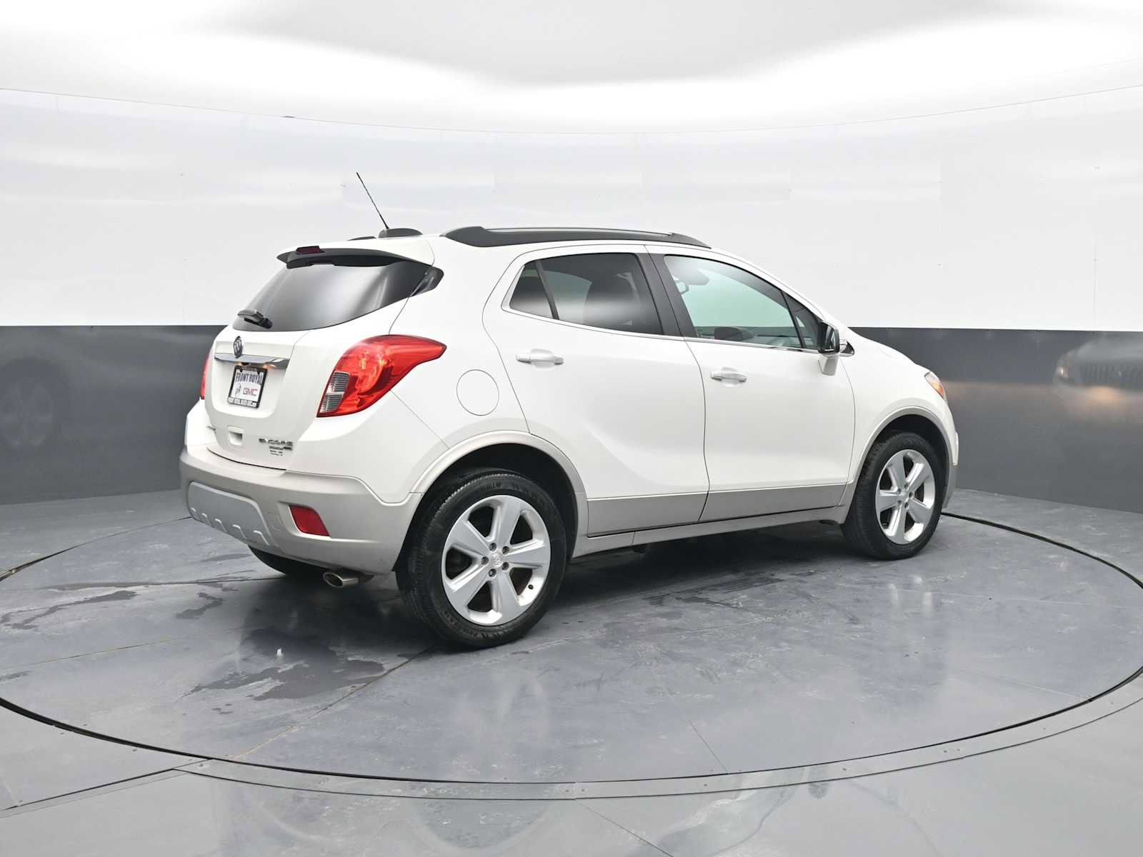 Used 2015 Buick Encore AWD image 8