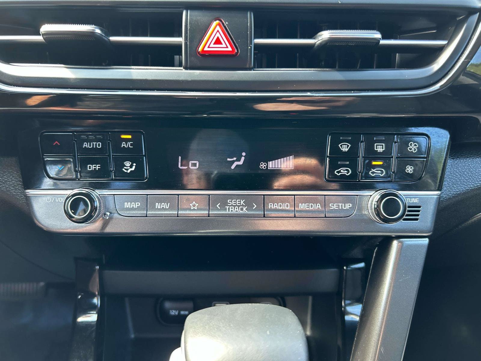 Used 2024 Kia Seltos S AWD/4WD image 25