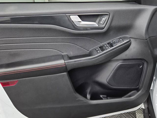 Used 2023 Ford Escape ST-Line w/ Tech Pack #1 image 18