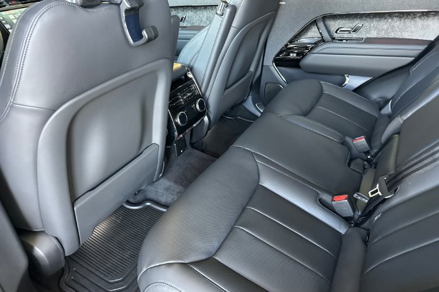 New 2026 Land Rover Range Rover Sport Dynamic SE AWD/4WD image 11