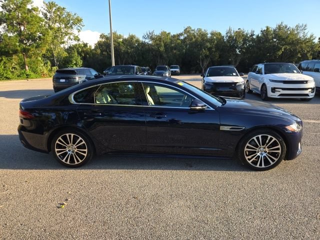 Used 2024 Jaguar XF R-Dynamic SE RWD image 6