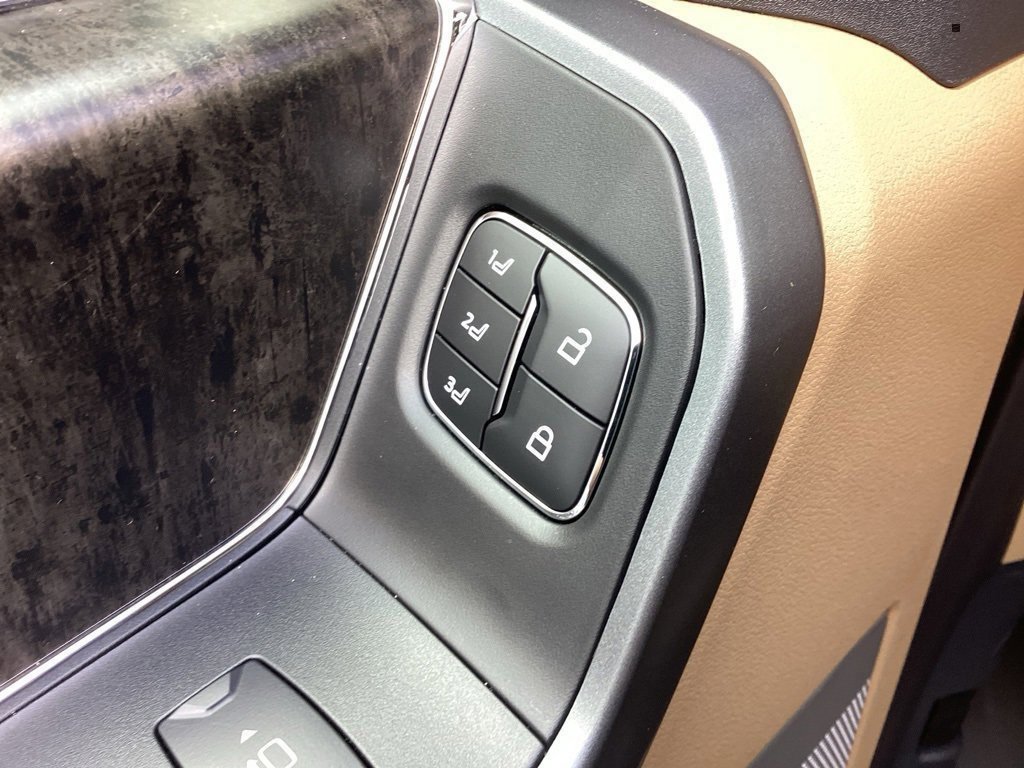 New 2025 Ford F250 Lariat w/ Black Appearance Package image 68