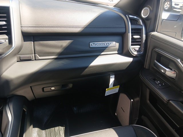 New 2027 RAM 5500 4x4 Crew Cab w/ Laramie Trim Package image 34