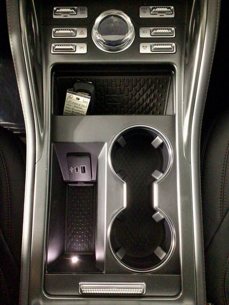 New 2026 Lincoln Nautilus Reserve w/ Jet Appearance Package image 28