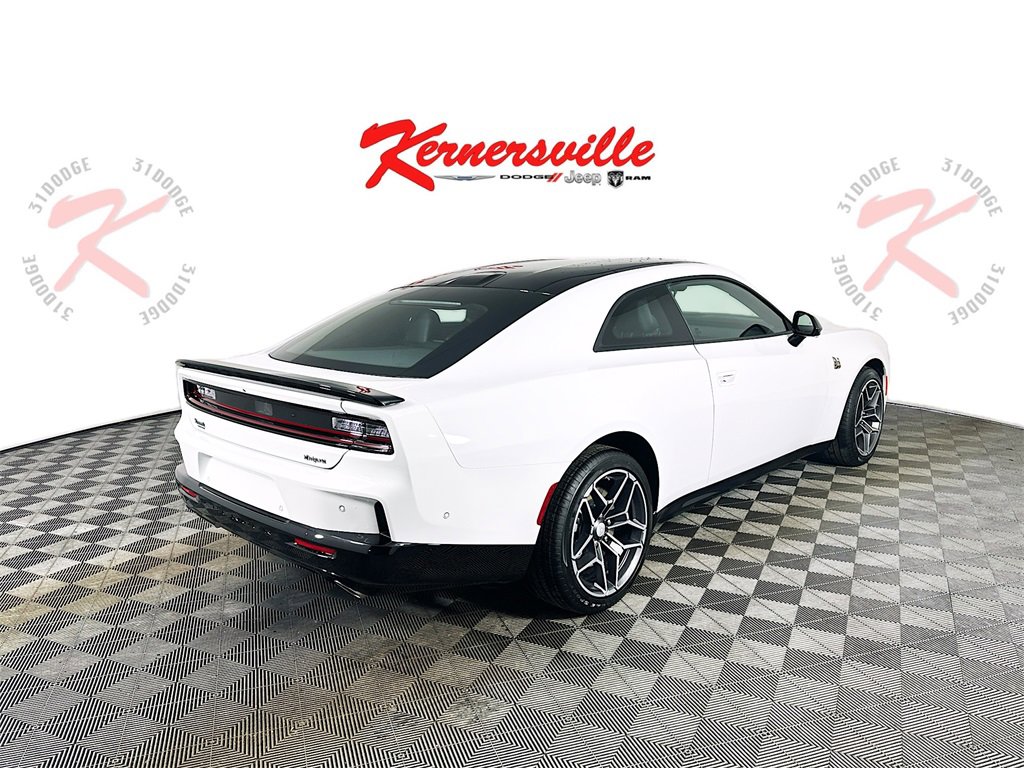 New 2026 Dodge Charger Daytona Scat Pack image 7