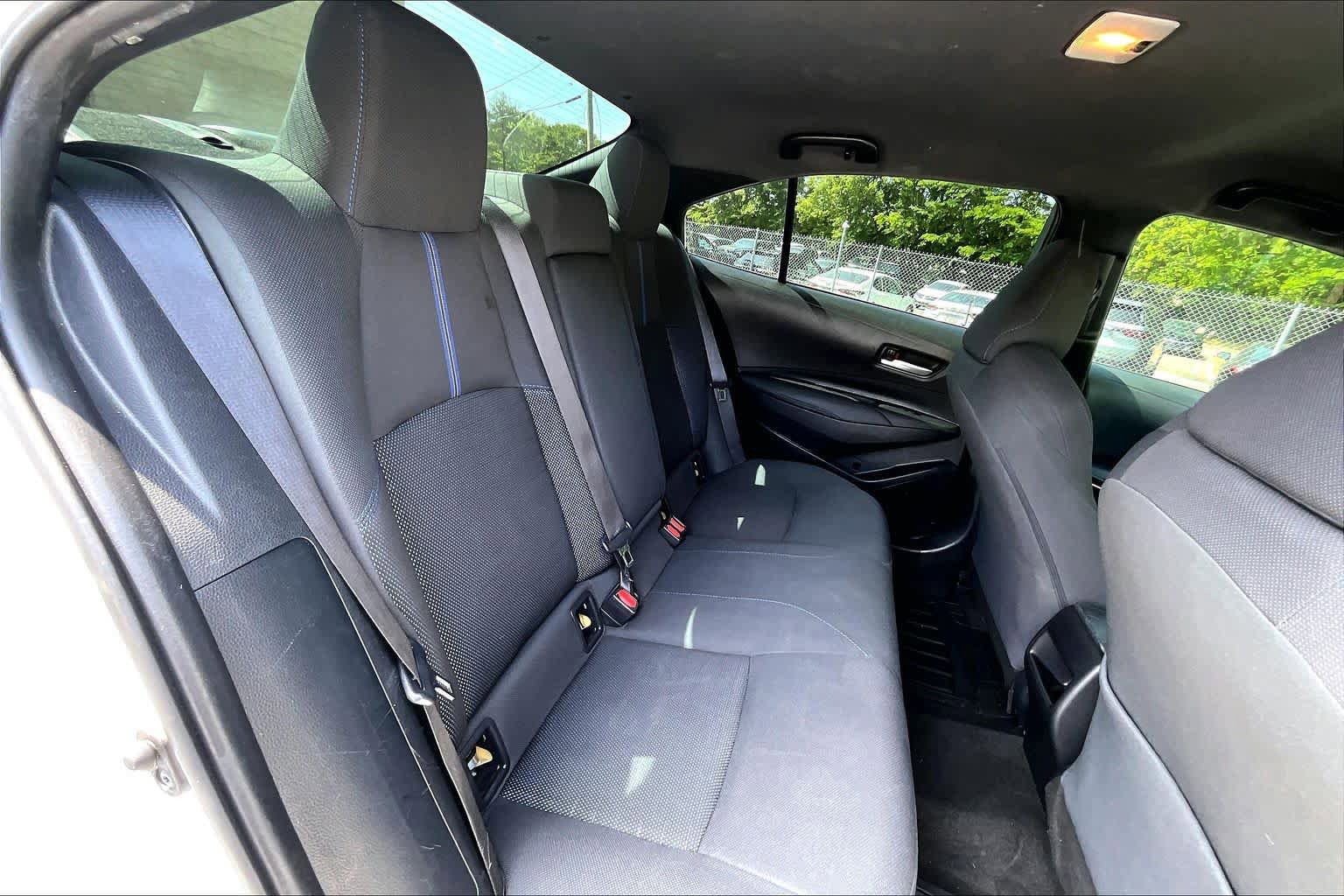 Used 2021 Toyota Corolla SE FWD image 18