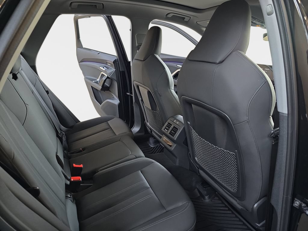 Used 2025 Audi Q5 Prestige AWD/4WD image 13