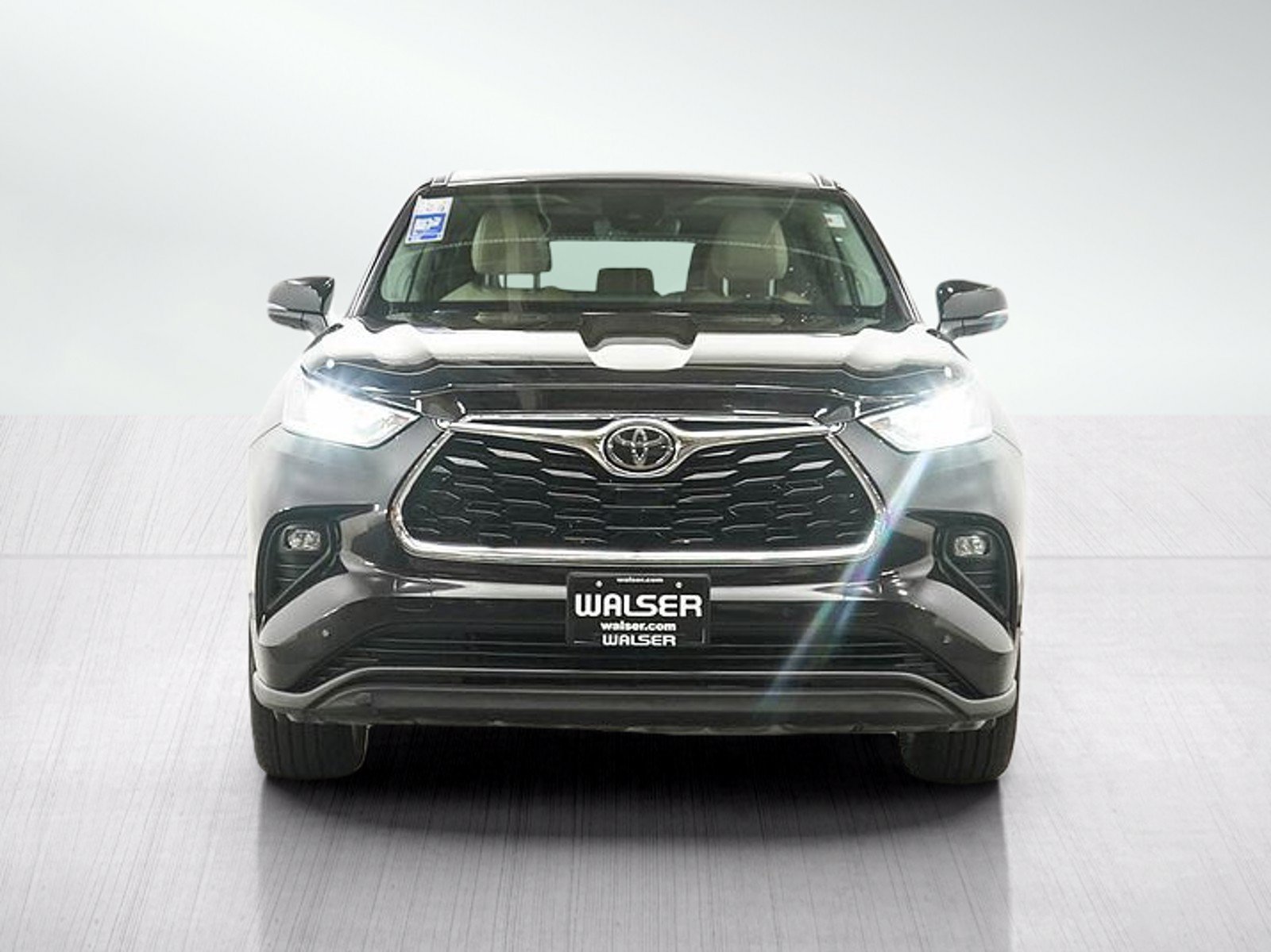 Used 2020 Toyota Highlander Limited AWD/4WD image 9