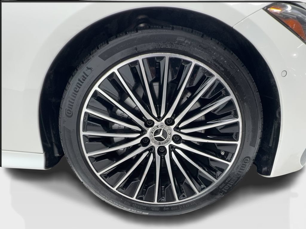 Used 2025 Mercedes-Benz CLE 300 4MATIC Coupe image 13