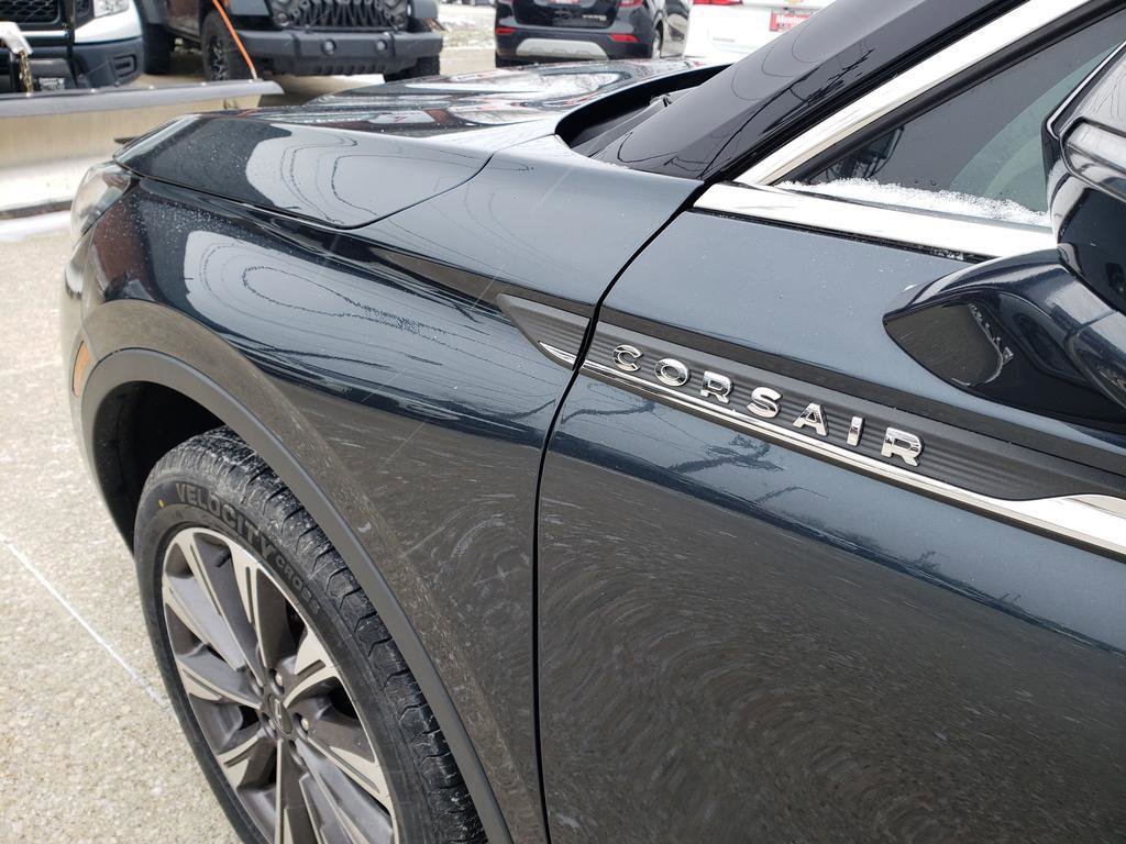 Used 2021 Lincoln Corsair Reserve w/ Elements Package image 13
