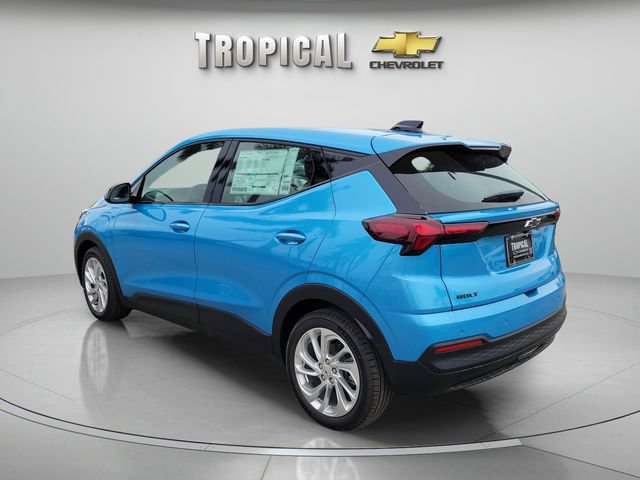 New 2027 Chevrolet Bolt LT w/ Comfort Package FWD image 2
