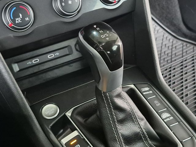 Used 2024 Volkswagen Tiguan S AWD/4WD image 9