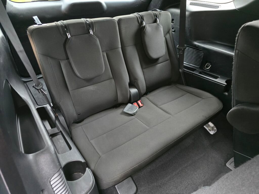 Used 2020 Ford Explorer XLT w/ Class III Trailer Tow Package image 19