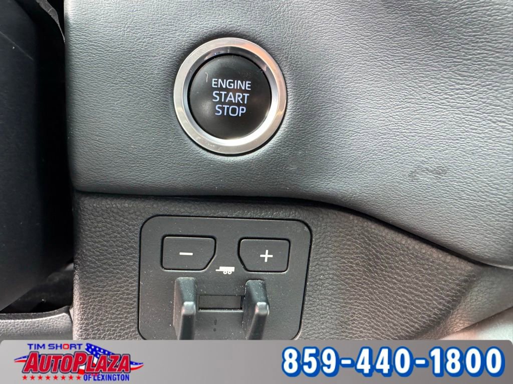 Used 2022 Toyota Tundra Platinum image 34