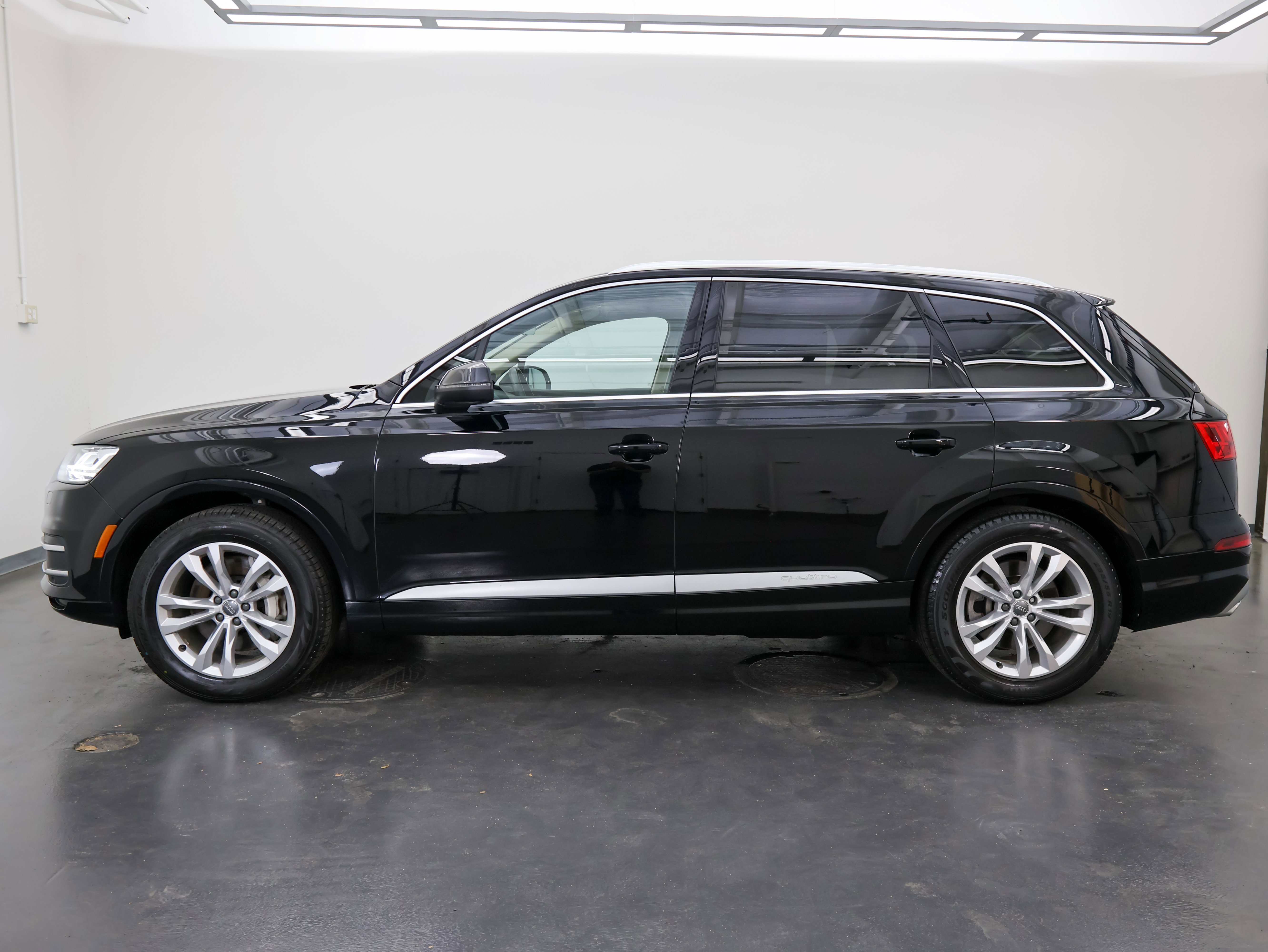 Used 2017 Audi Q7 2.0T Premium Plus AWD/4WD image 6