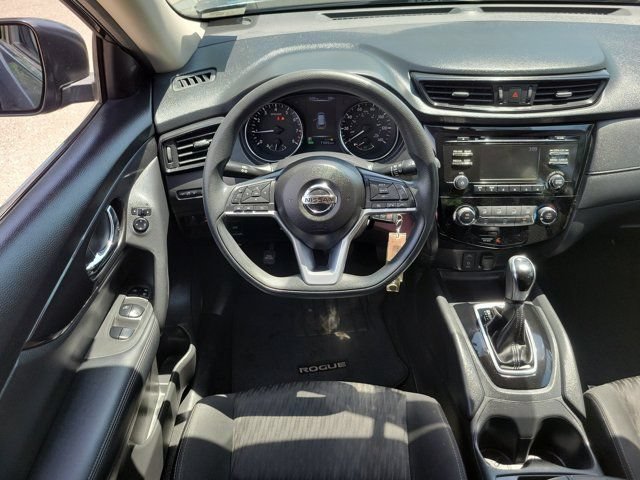 Used 2017 Nissan Rogue S FWD image 13