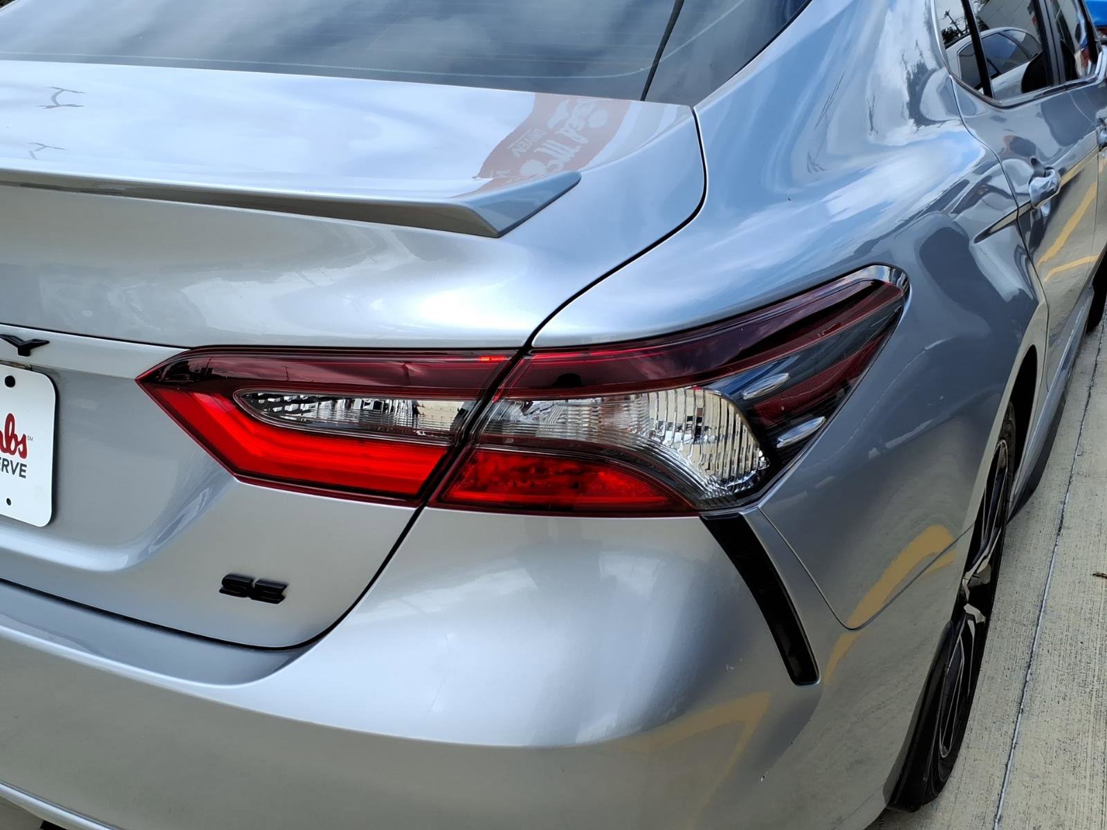 Used 2024 Toyota Camry SE w/ Convenience Package FWD image 4