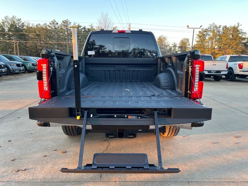 New 2026 Ford F250 Lariat w/ Lariat Premium Package image 14