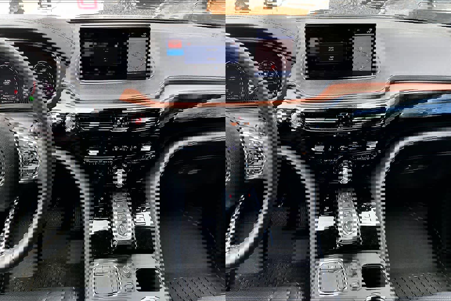 Certified 2022 Acura MDX FWD w/ Technology Package image 7