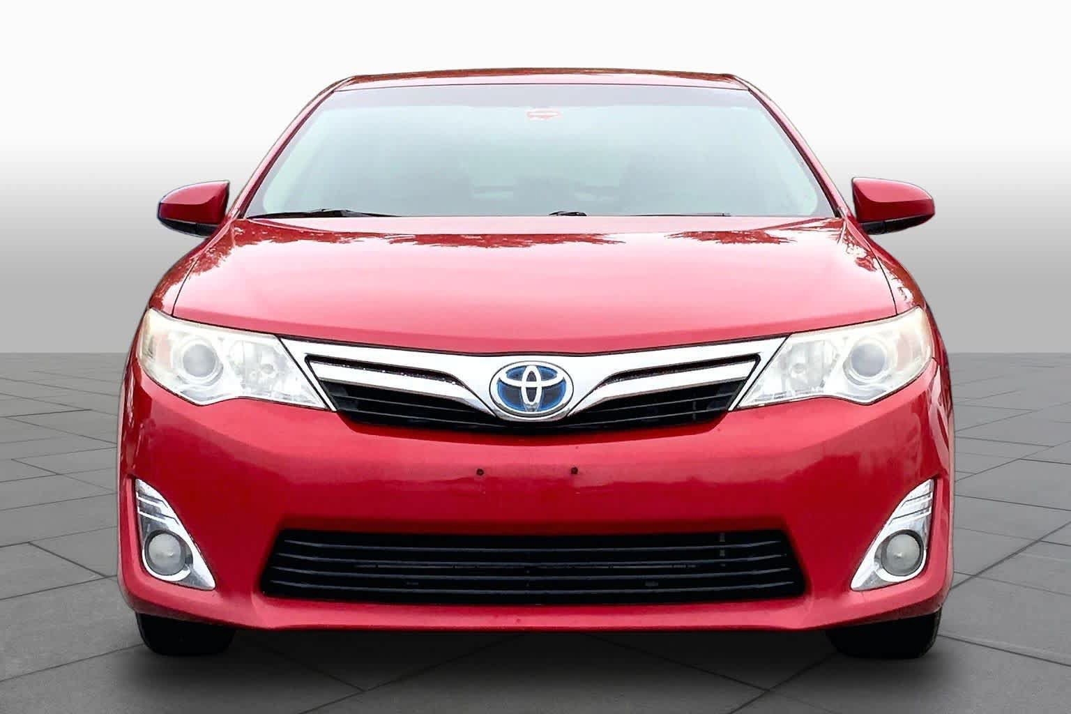Used 2013 Toyota Camry XLE w/ Convenience Pkg FWD image 4
