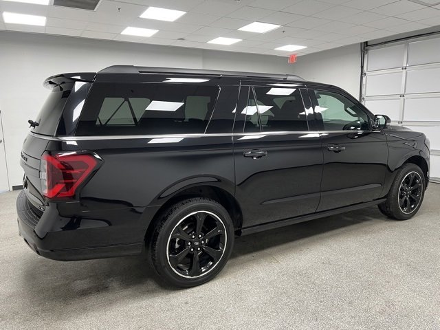 Used 2024 Ford Expedition Max Limited image 11
