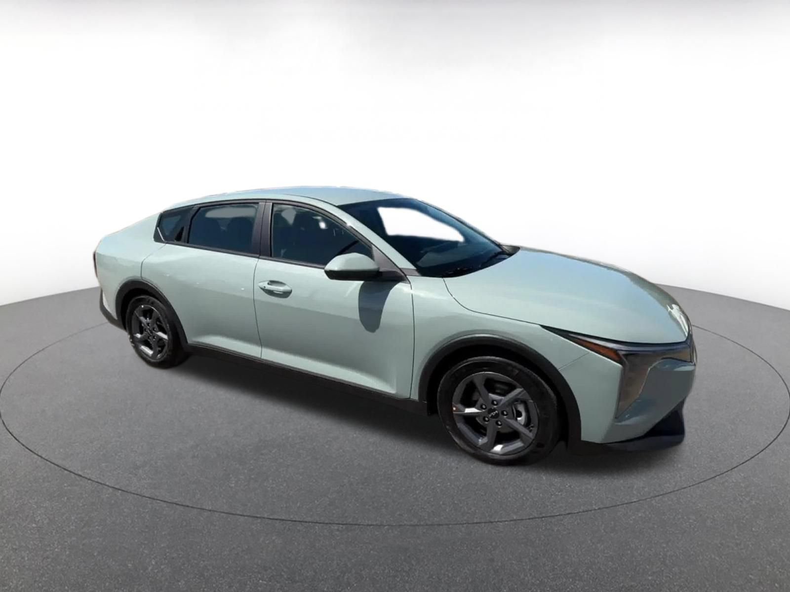 Used 2026 Kia K4 FWD video 2