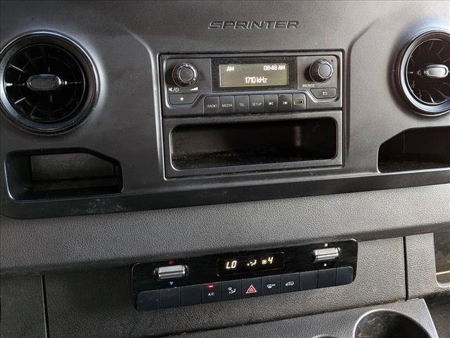 Used 2023 Mercedes-Benz Sprinter 1500 image 9