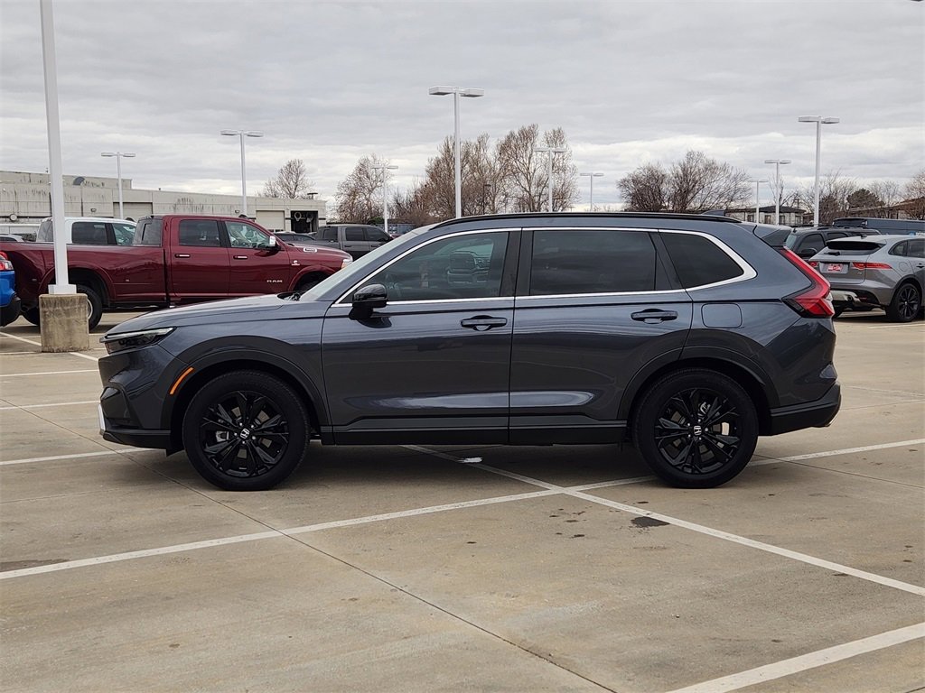 Used 2025 Honda CR-V Sport Touring image 4
