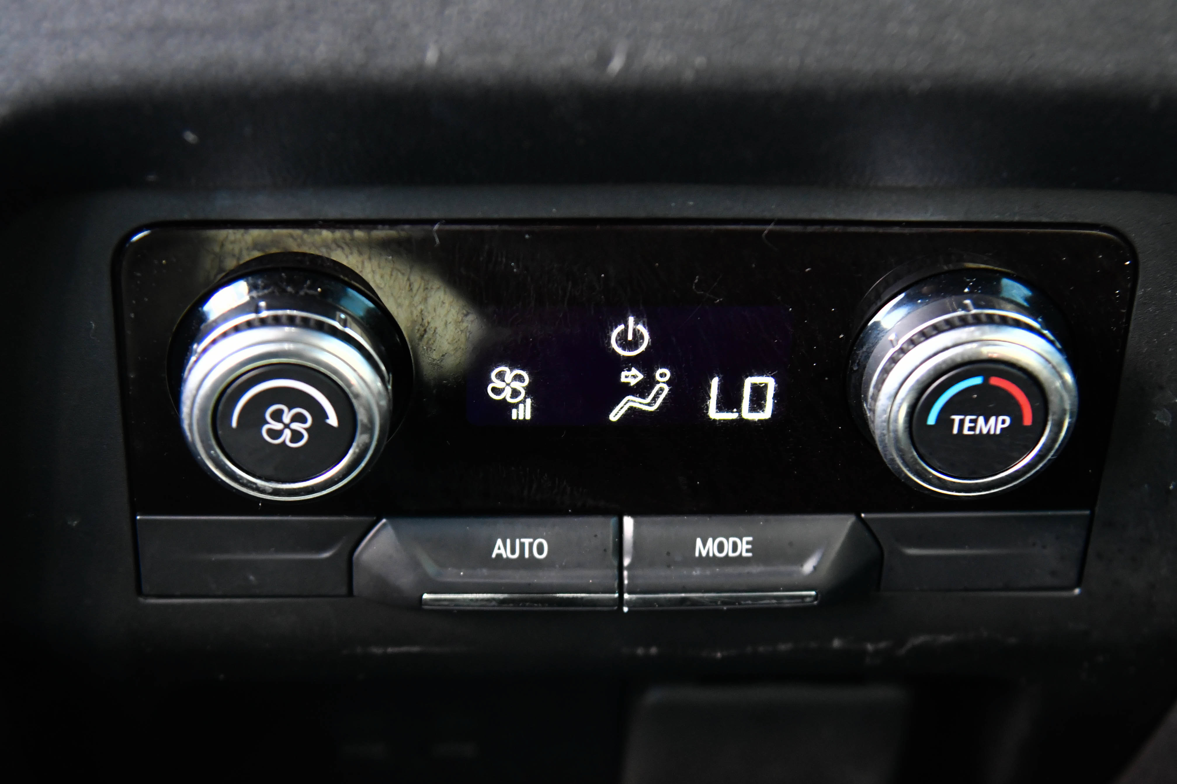 Used 2024 GMC Acadia Elevation AWD/4WD image 46