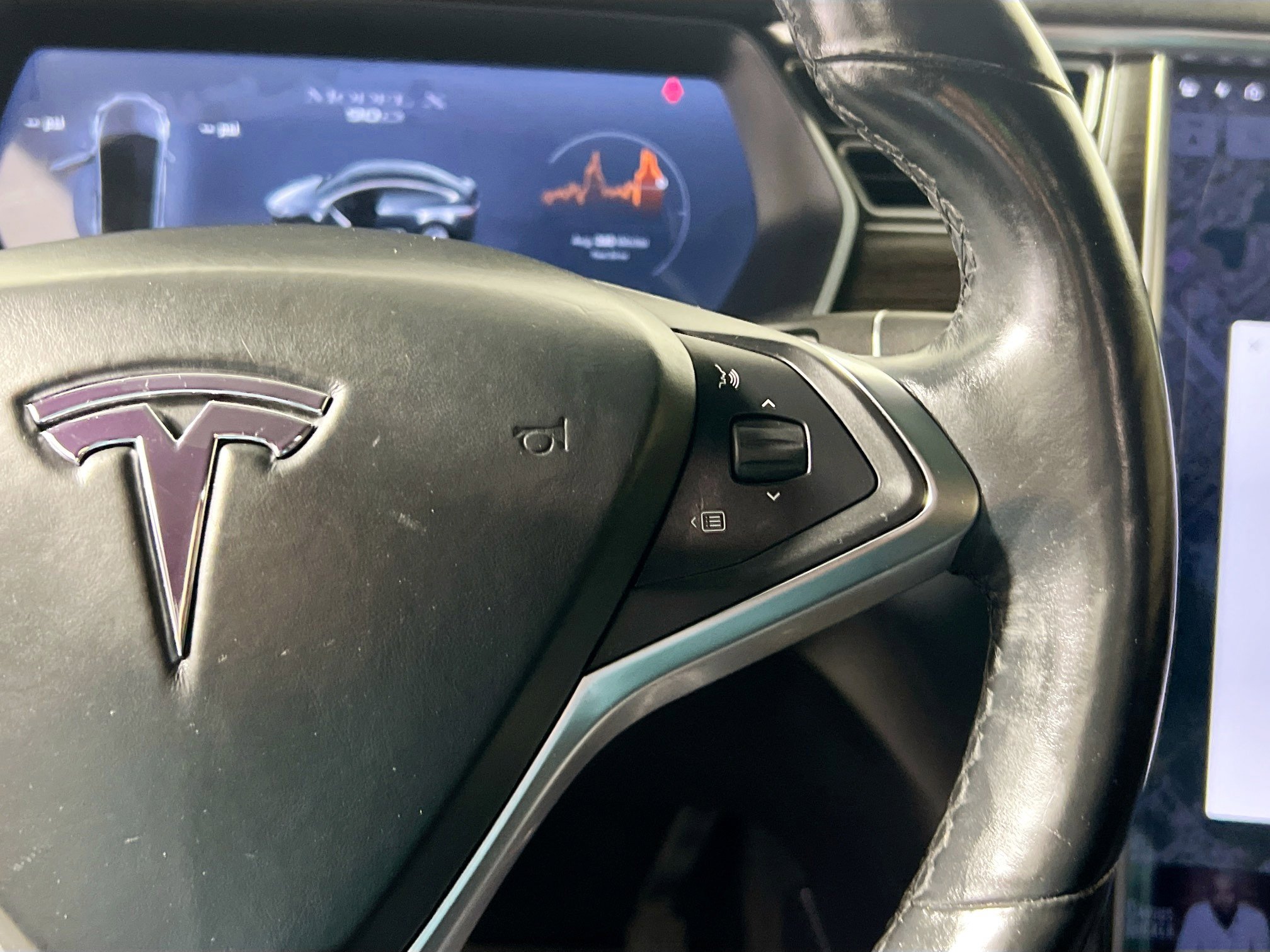 Used 2016 Tesla Model X 90D image 19