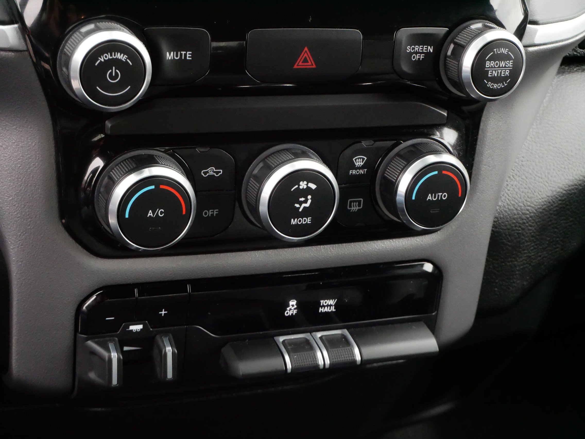 Used 2022 RAM 1500 Big Horn image 23