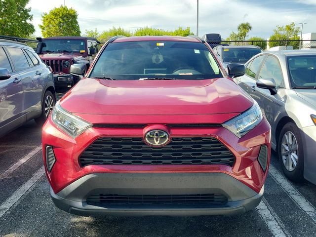 Used 2021 Toyota RAV4 LE FWD image 2