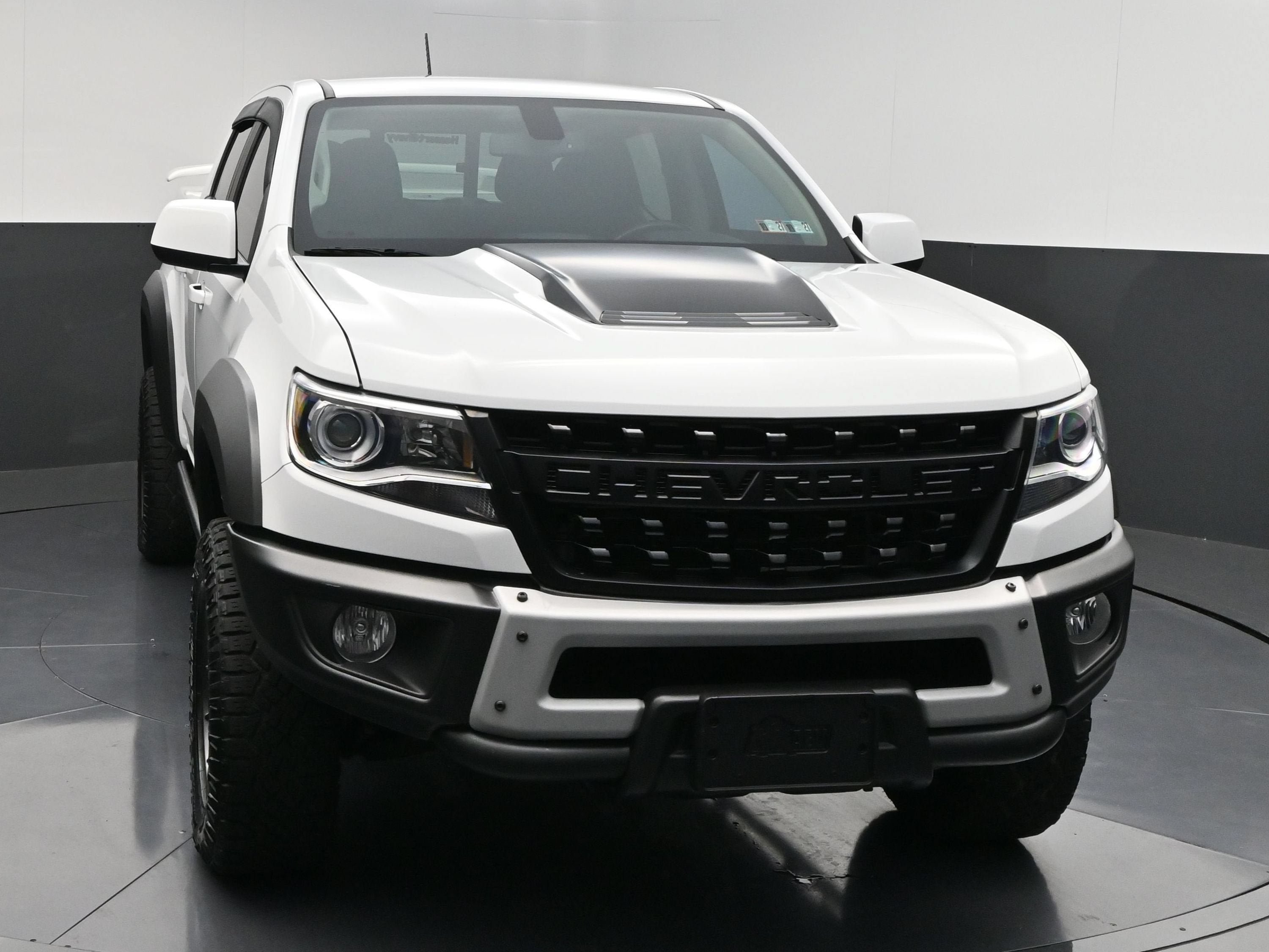 Used 2022 Chevrolet Colorado ZR2 w/ Colorado ZR2 Bison Edition AWD/4WD image 3