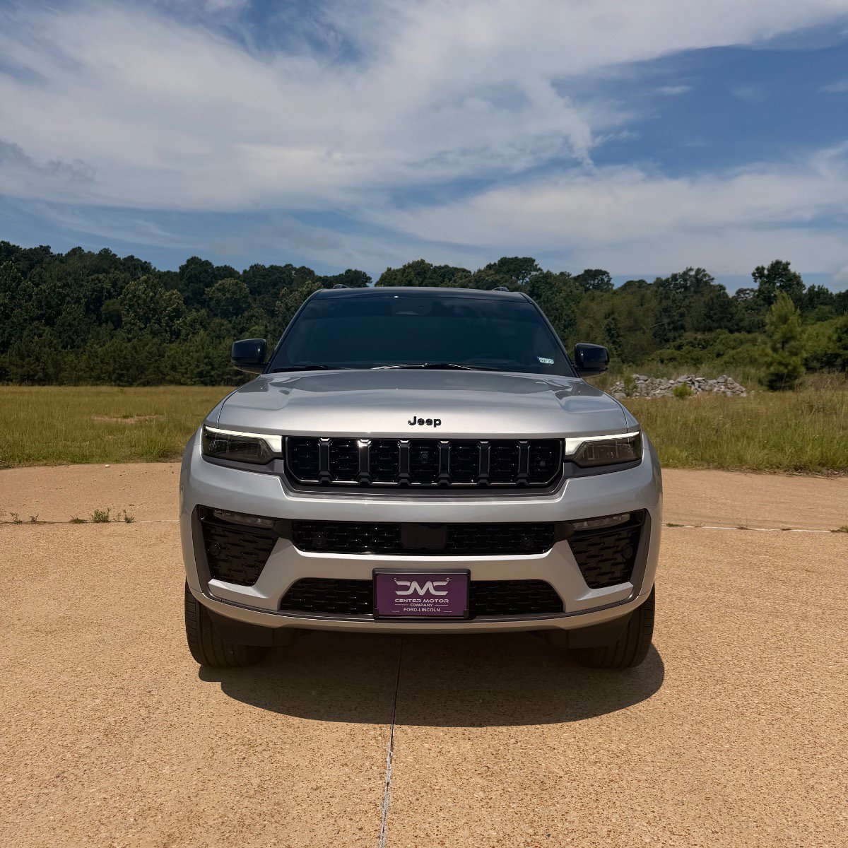 Used 2026 Jeep Grand Cherokee L Summit w/ Obsidian Package AWD/4WD image 2