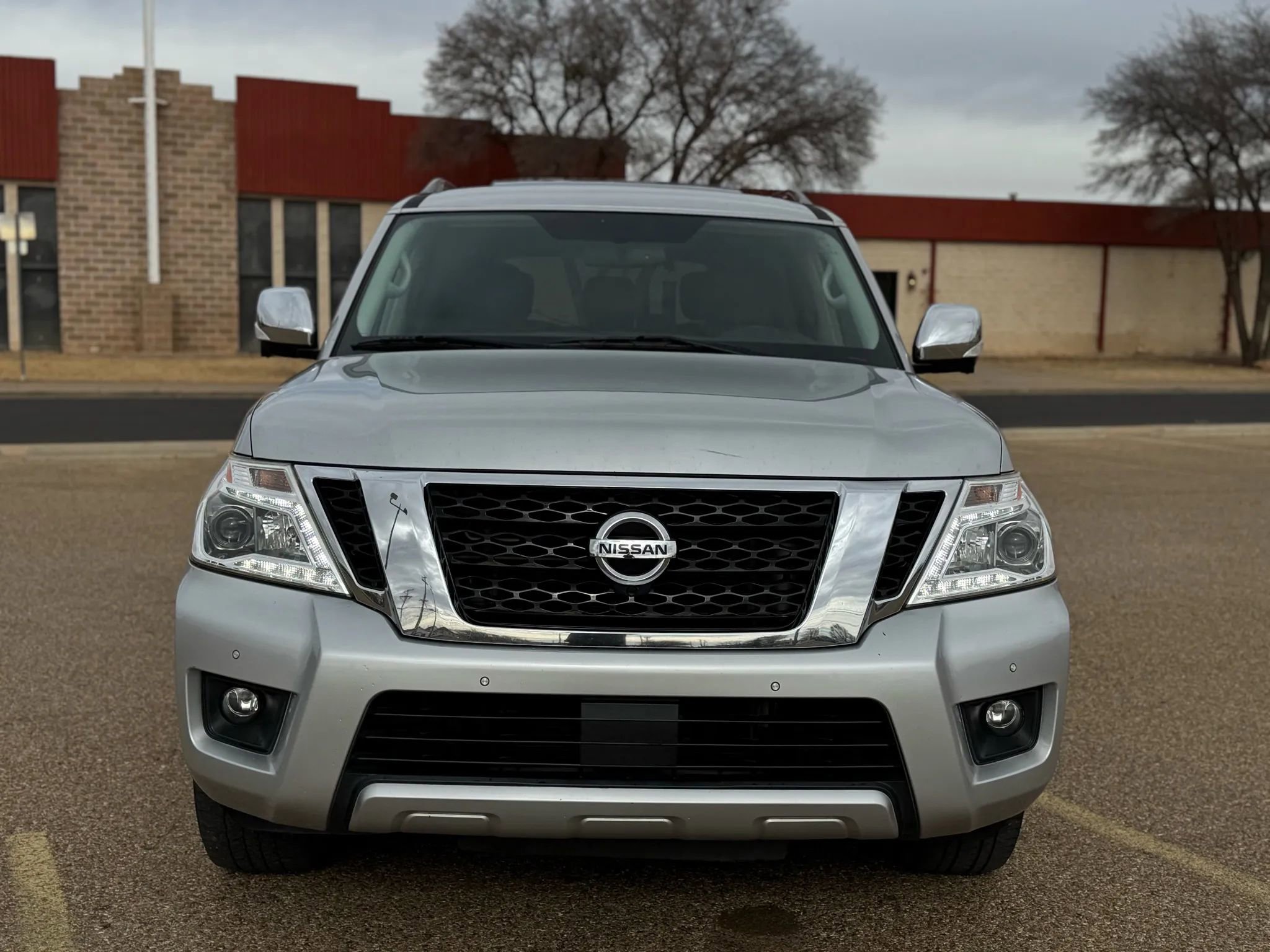 Used 2018 Nissan Armada SL w/ Premium Package image 2
