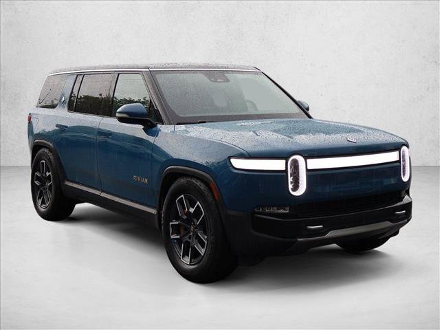 Used 2023 Rivian R1S Adventure AWD/4WD image 3