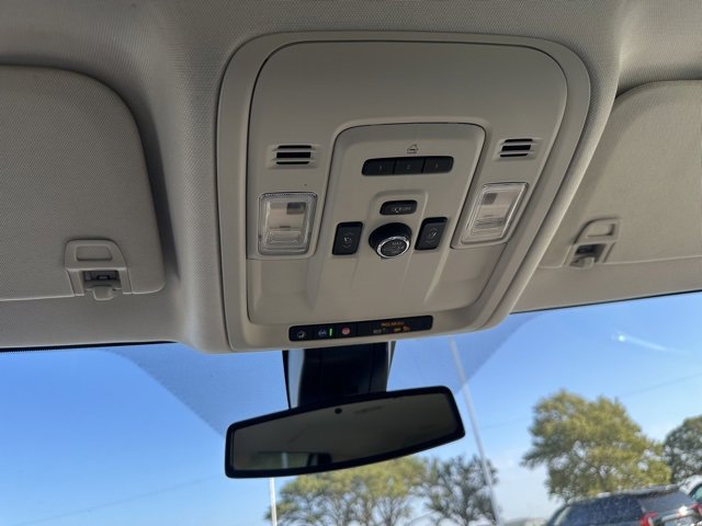 Used 2021 GMC Yukon Denali image 25