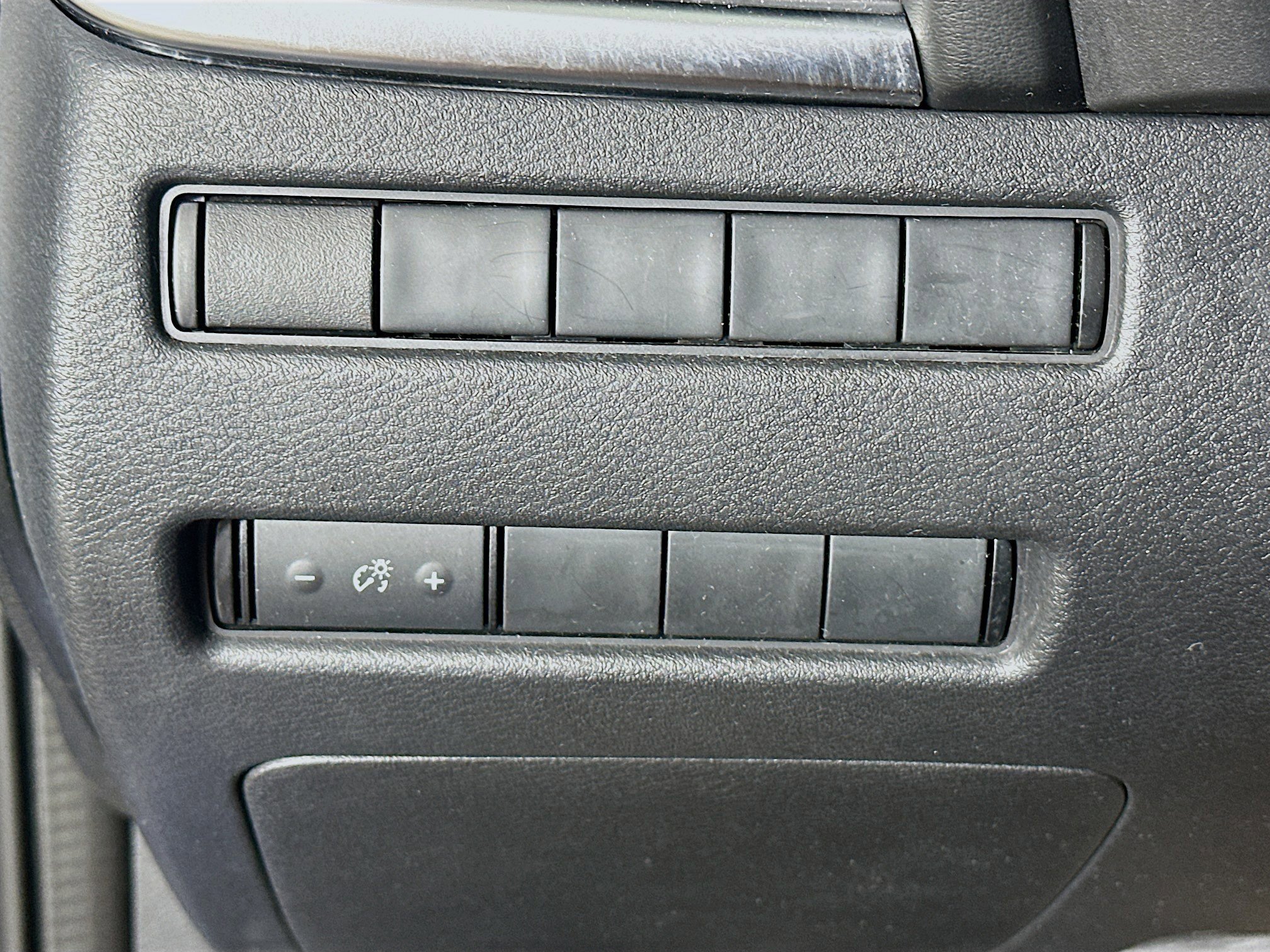 Used 2021 Nissan Rogue S AWD/4WD image 17