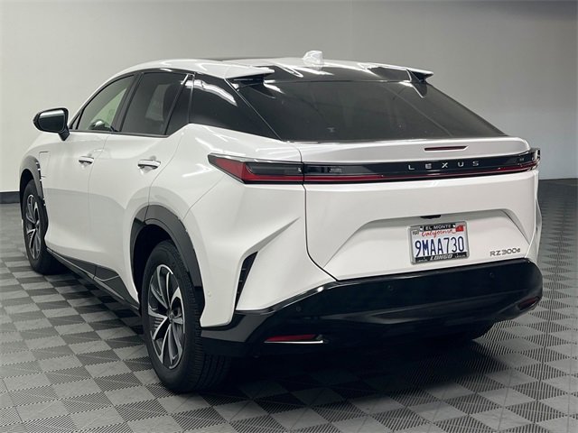 Used 2024 Lexus RZ 300e Premium w/ Technology Package image 7