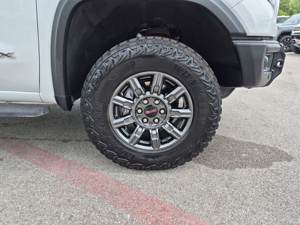 Used 2026 GMC Sierra 1500 AT4X AWD/4WD image 15