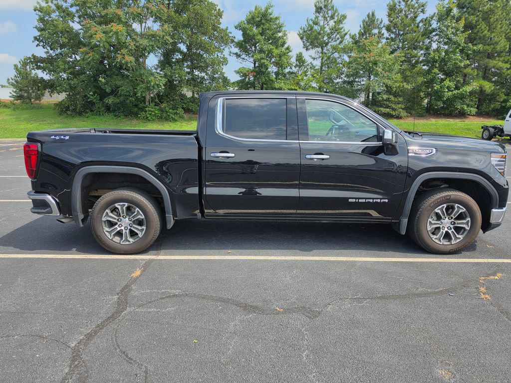 Used 2024 GMC Sierra 1500 SLT AWD/4WD image 7