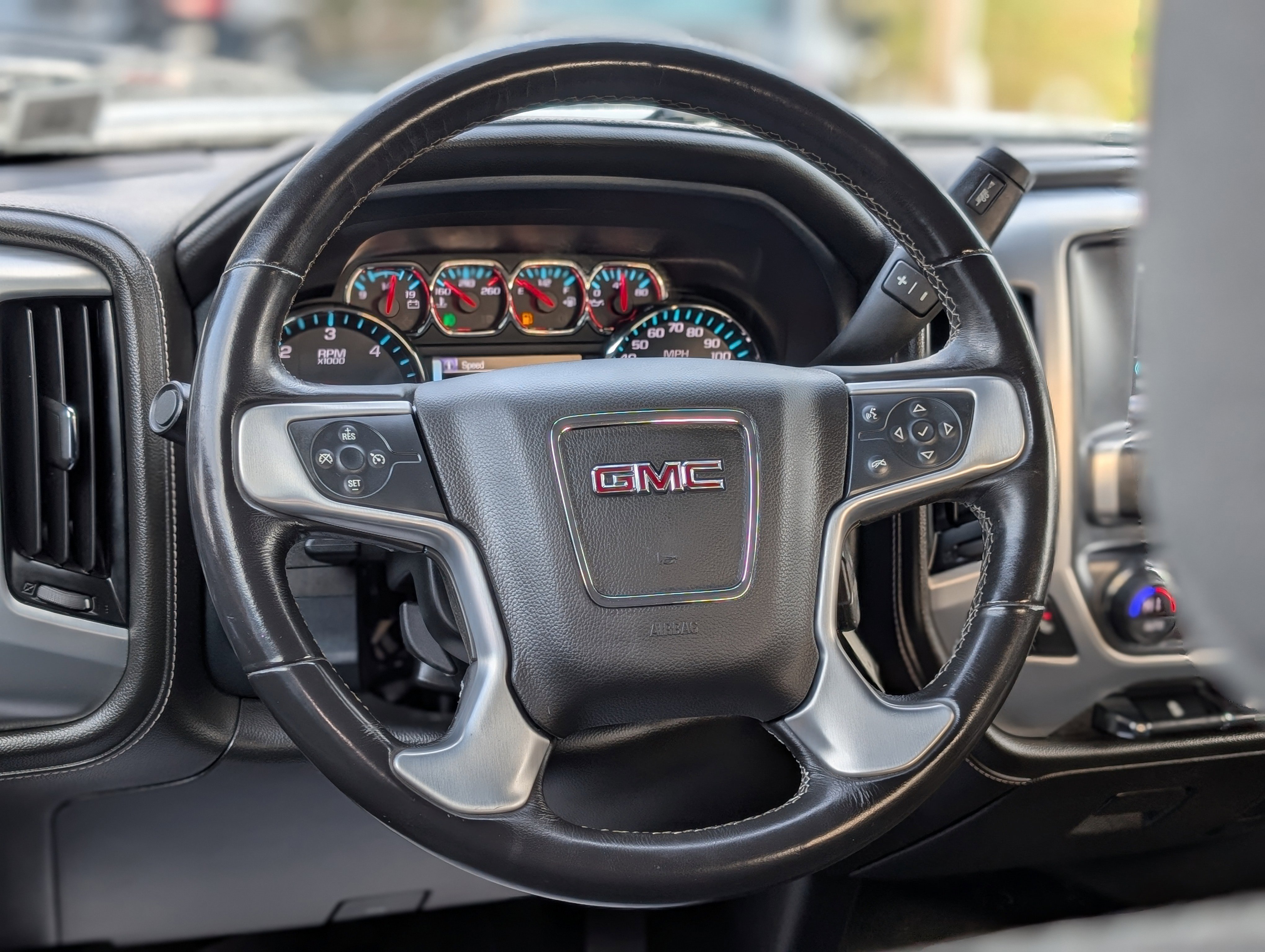 Used 2018 GMC Sierra 1500 SLE w/ SLE Value Package image 15